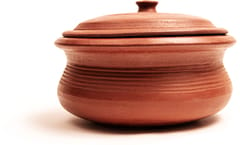 Curved Shape Curry Mud Pot / Terracotta Curry Pot without lid